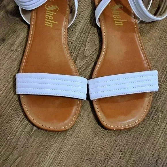 ❤️ White M Shein Faux Leather Sandals - Picture 6 of 9